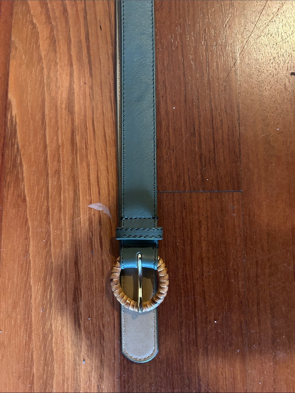 Leather Women’s Belt with Woven Buckle - Green